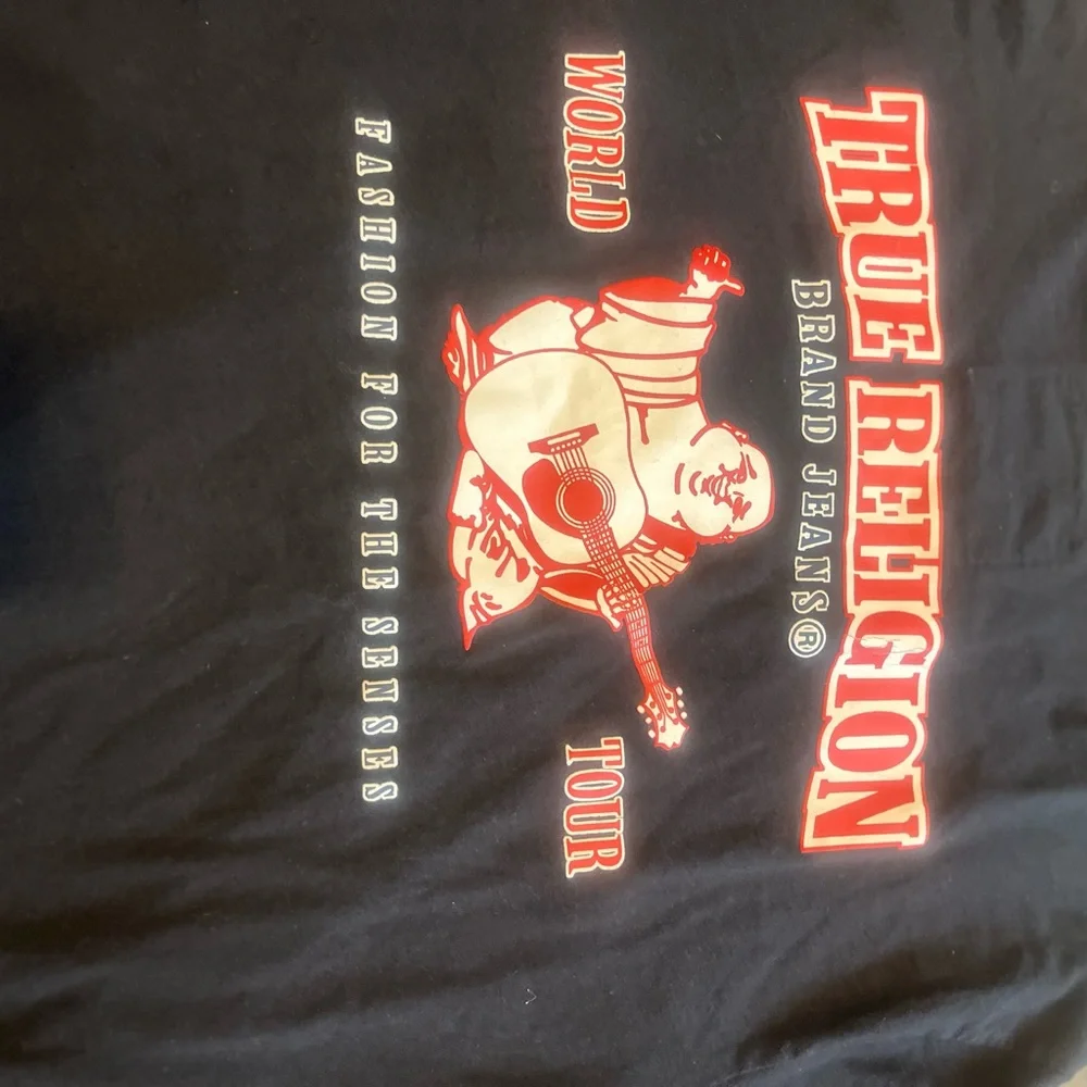 True Religion Black‎ Short-Sleeve Graphic Back Logo Tee with Red Accent